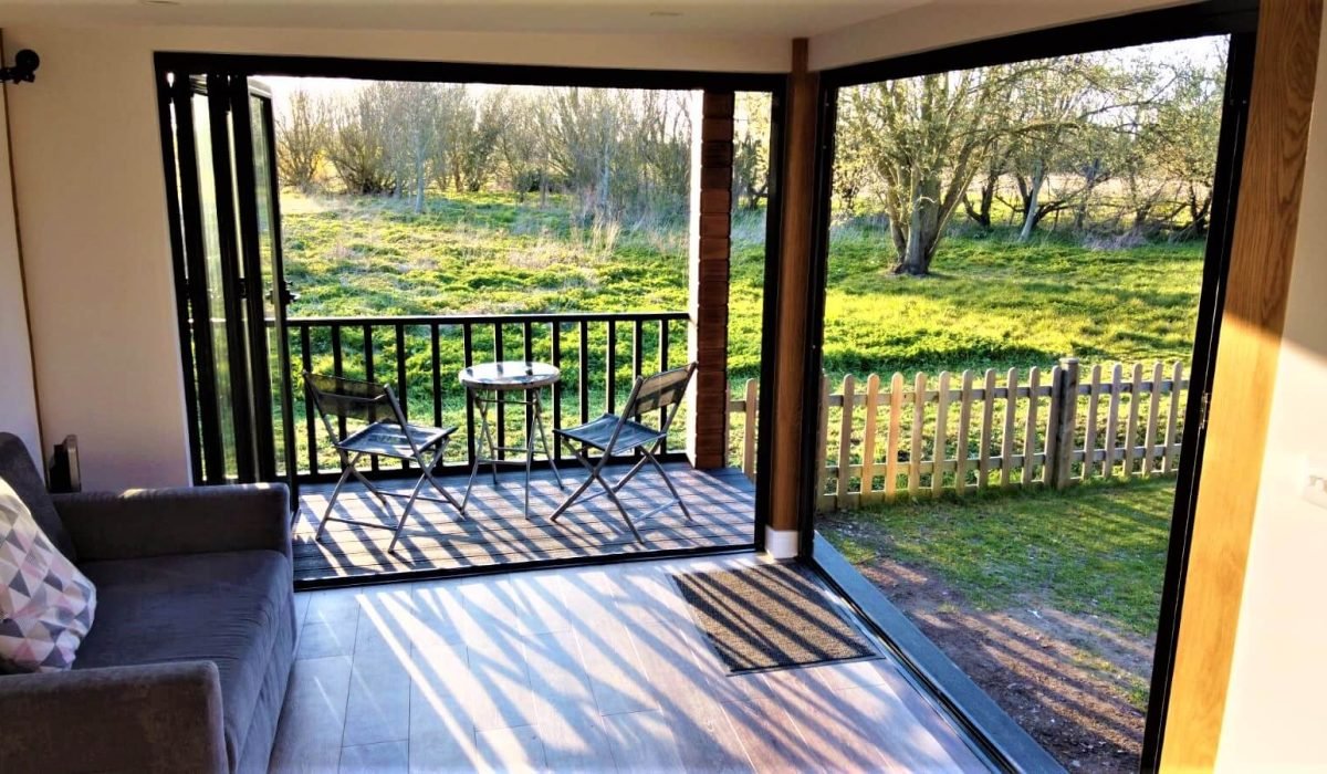 Summer Room - Kent Garden Rooms, Canterbury, Kent CT13