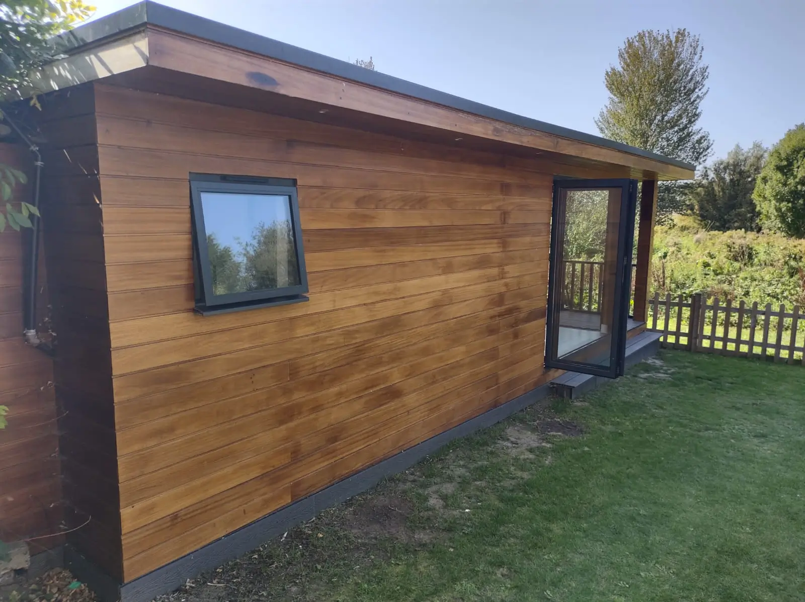 Entertainment - Garden Room Ideas at Kent Garden Rooms, Canterbury, Kent CT13 (6)